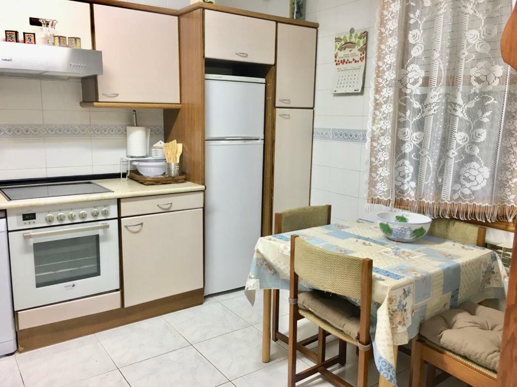 Preciosa Casa Independiente Con Piscina Cubierta Y Gran Jardin Privados Haro Eksteriør billede